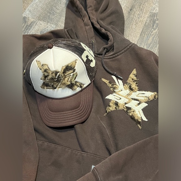 1of1 custom carhartt hoodie with matching hat - Picture 4 of 12